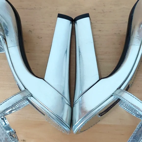 Burberry Silver Leather High Heel Sandals - Picture 11 of 16